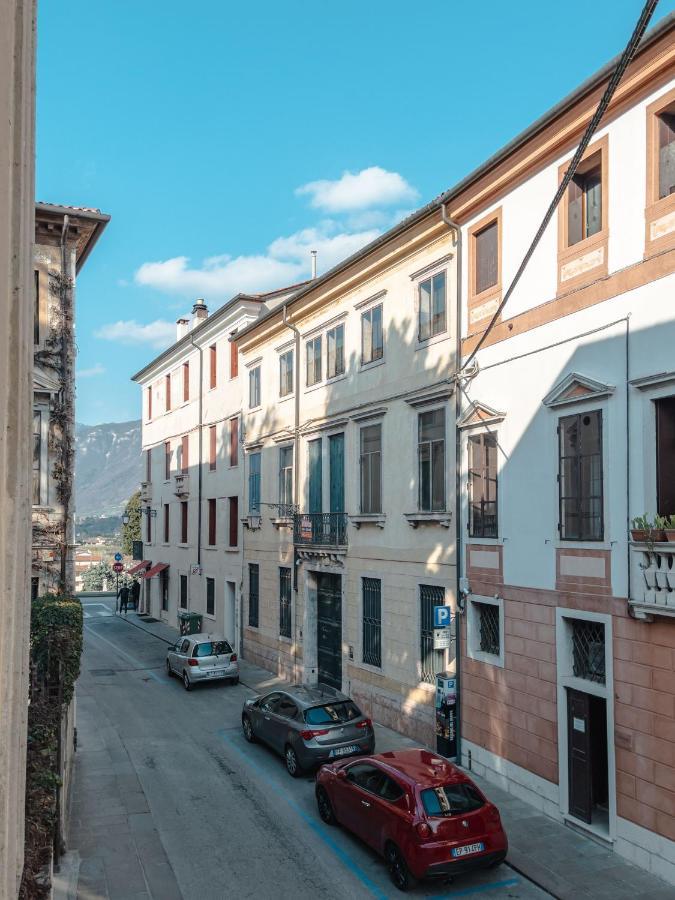 Living Down Town Apartamento Bassano del Grappa Exterior foto